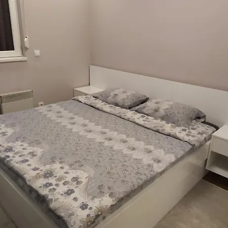 Verdelite 아파트 즐라티보